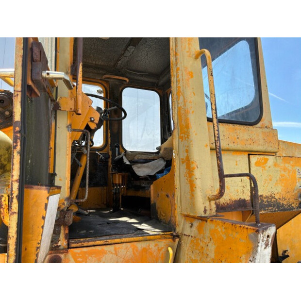 1984 Ahlmann AS 12-48858894