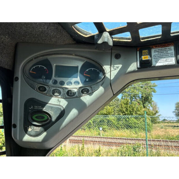 2014 BOBCAT T110-48859019