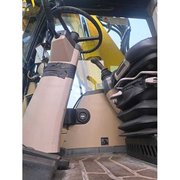 2007 كاتربيلر M318C-48860260