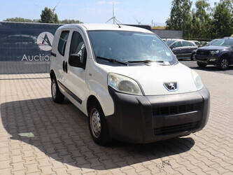 2010-peugeot-bipper-1480153-48861797