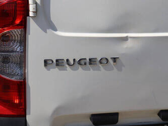 2010-peugeot-bipper-1480153-48861805