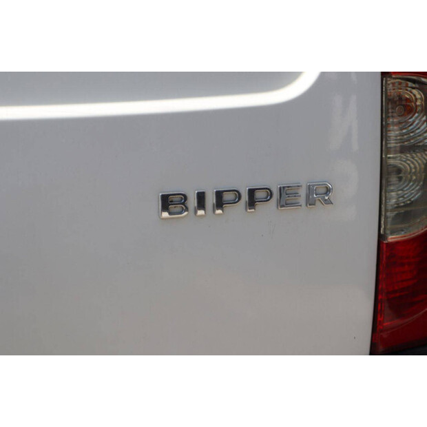 2010 بيجو Bipper-48861806
