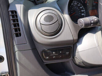 2010-peugeot-bipper-1480153-48861813