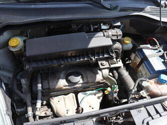 2010-peugeot-bipper-1480153-48861833