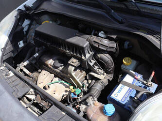 2010-peugeot-bipper-1480153-48861834