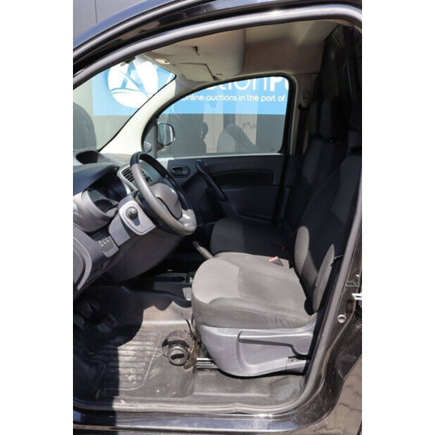 2020 رينو Kangoo-48861854