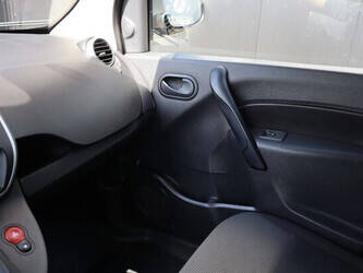 2020-renault-kangoo-1480154-48861867