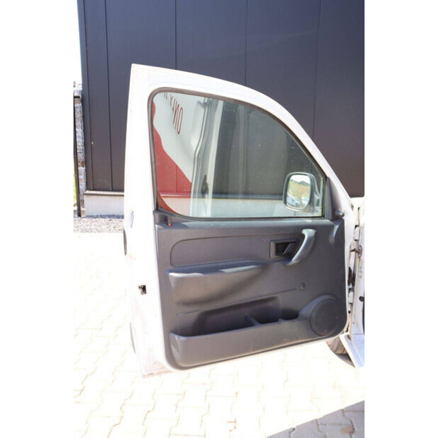 2006 سيتروين BERLINGO-48861899