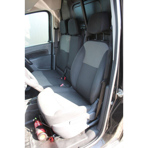 2020 رينو Kangoo-48862044