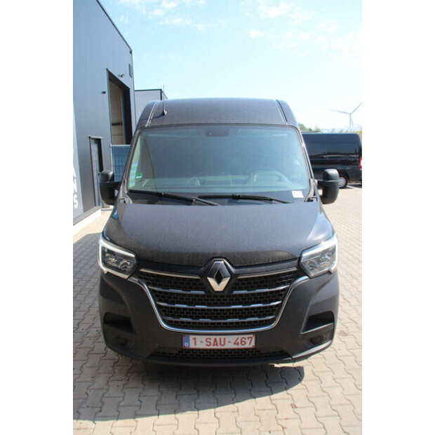 Renault Master Crossover-48862114