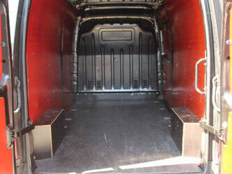 renault-master-crossover-48862124