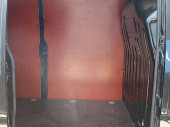 renault-master-crossover-48862131