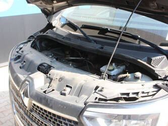 renault-master-crossover-48862137