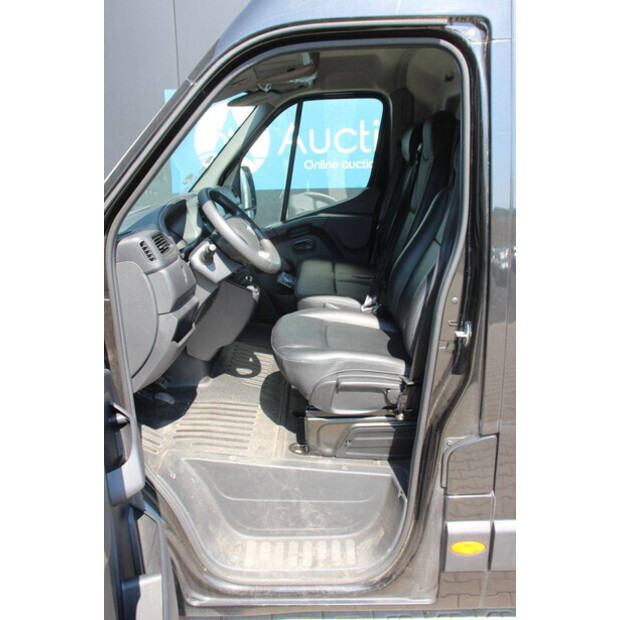 Renault Master Crossover-48862141