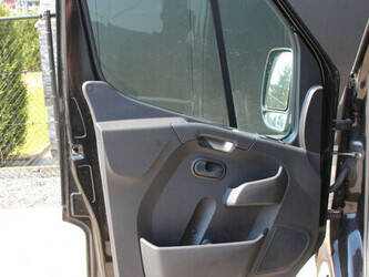 renault-master-crossover-48862142