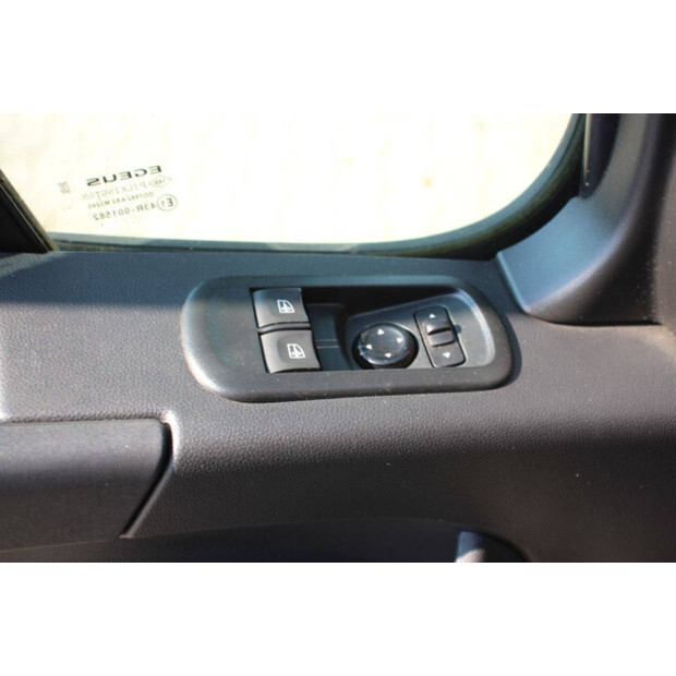 Renault Master Crossover-48862143