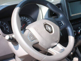 renault-master-crossover-48862145