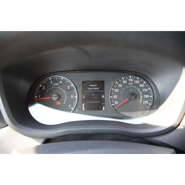 Renault Master Crossover-48862149