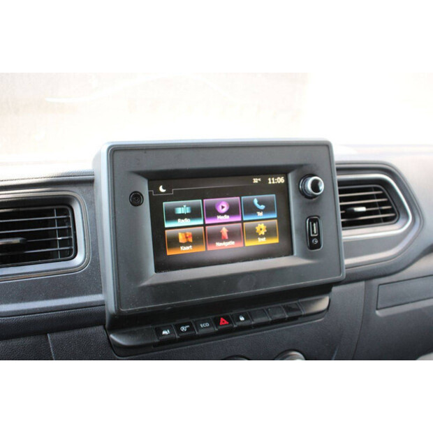 Renault Master Crossover-48862152