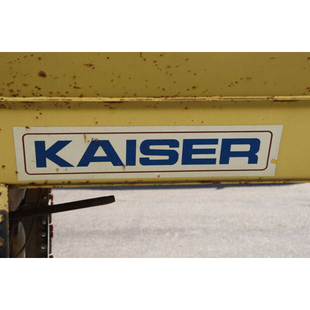 2002 Robuste Kaiser S330V002C-48862353