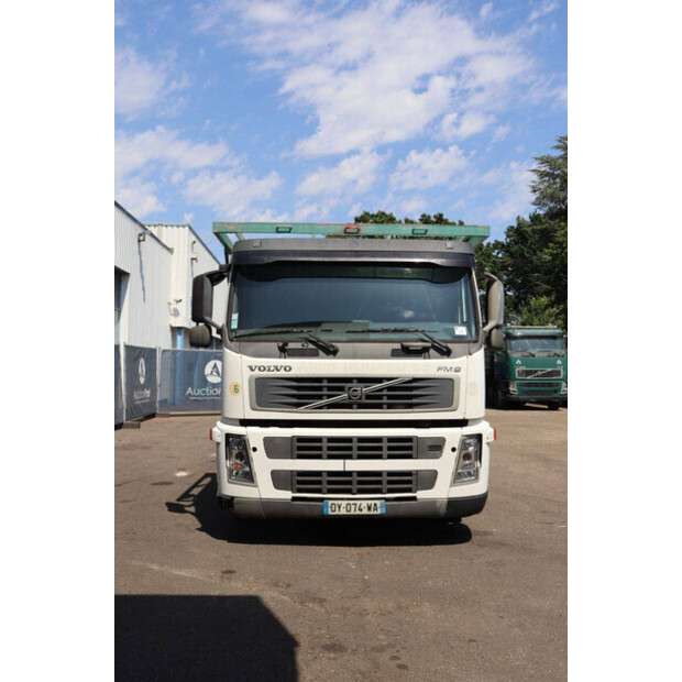 2002 Volvo FM9-48862541