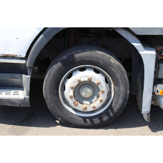 2002 Volvo FM9-48862549