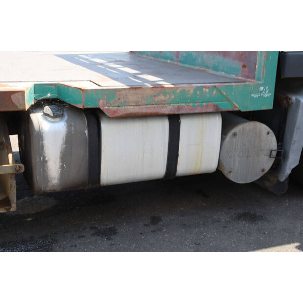 2002 Volvo FM9-48862560