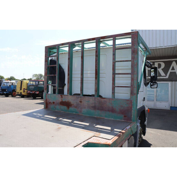 2002 Volvo FM9-48862563