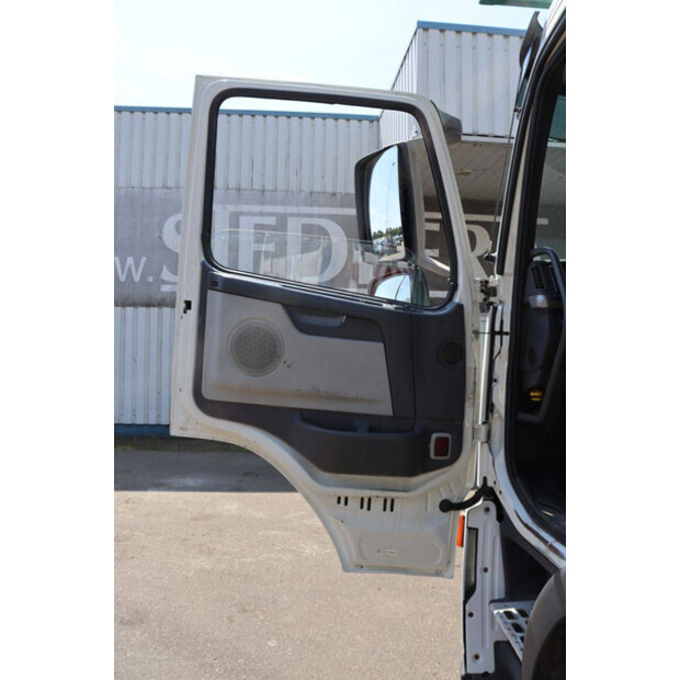 2002 Volvo FM9-48862564