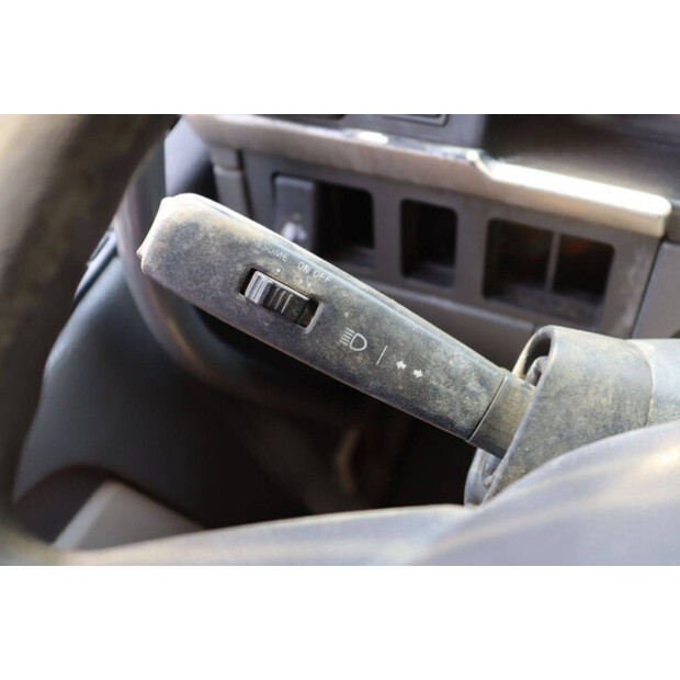 2002 Volvo FM9-48862574