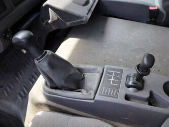 2005-renault-180dci-1480175-48862725