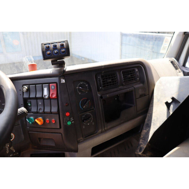 2001 رينو Midlum 180-48862862