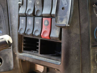 2001-renault-midlum-150-dci-48862902