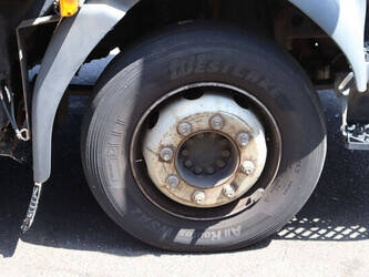 2012-volvo-fl-240-1480180-48862936