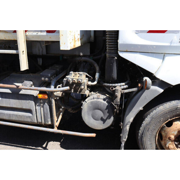 2001 Renault Midlum 180-48862985
