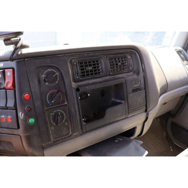 2001 Renault Midlum 180-48862999