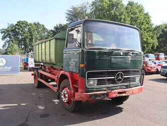 2010-mercedes-benz-1319-48863096