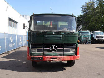 2010-mercedes-benz-1319-48863097