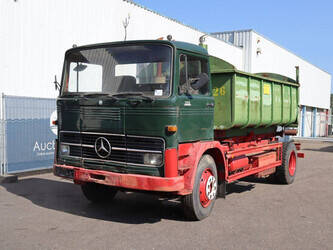 2010-mercedes-benz-1319-48863098