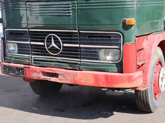 2010-mercedes-benz-1319-48863099