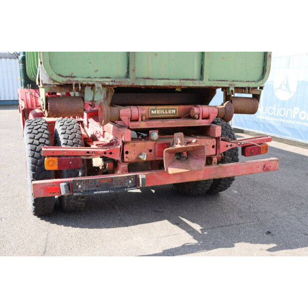 2010 Mercedes-Benz 1319-48863107