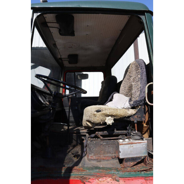 2010 Mercedes-Benz 1319-48863114