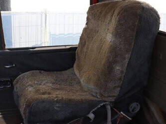 2010-mercedes-benz-1319-48863116