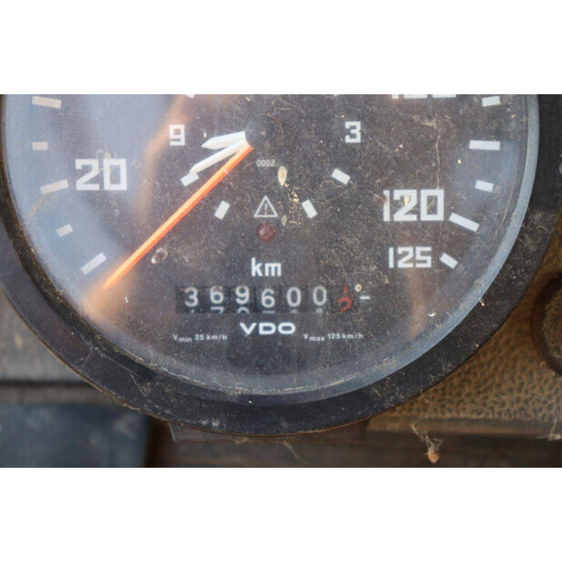 2010 Mercedes-Benz 1319-48863121