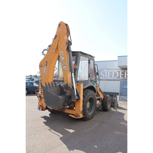 2018 CASE 851EX-48863134