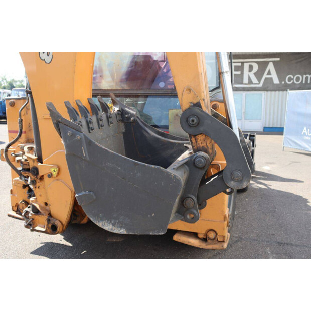 2018 CASE 851EX-48863146