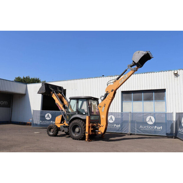 2018 CASE 851EX-48863161