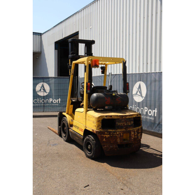 2001 Hyster H3.00XM-48863370
