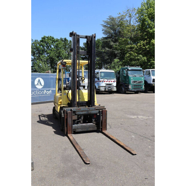 2001 Hyster H3.00XM-48863373