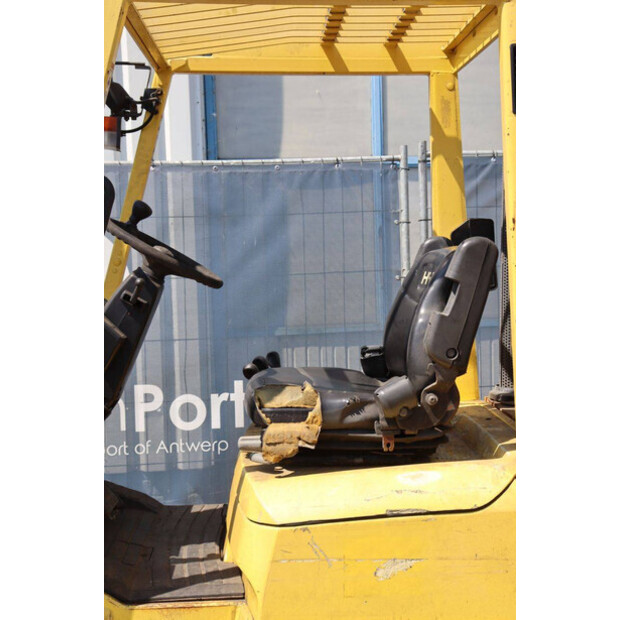 2001 Hyster H3.00XM-48863388